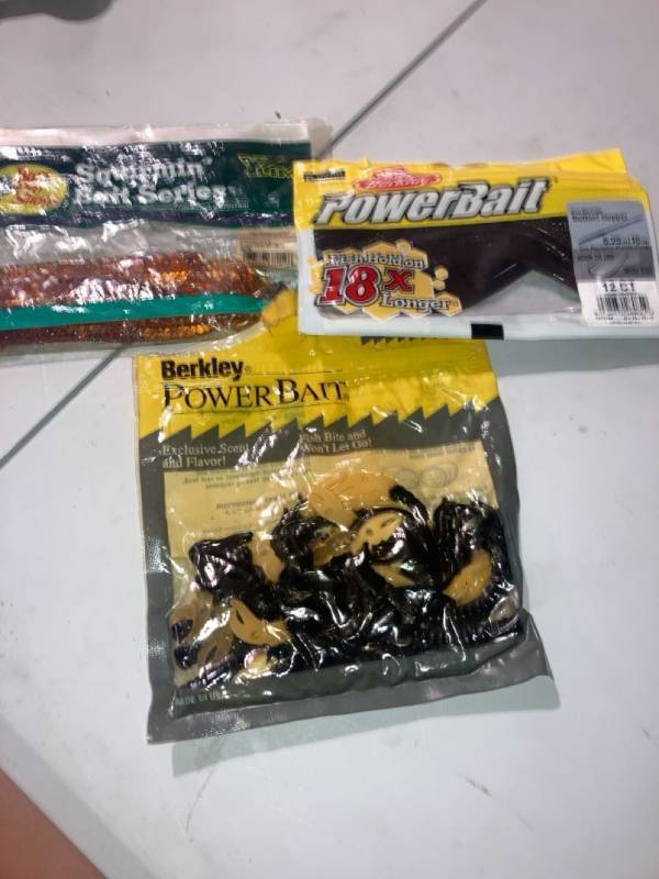 lot 32926 image: VARIETY PACK OF FISHING BAIT, POWERBAIT BERKLEY, POWERBAIT BOTTEN HOPPER 6.25in16cm , SQUIRMING BAIT SERIES