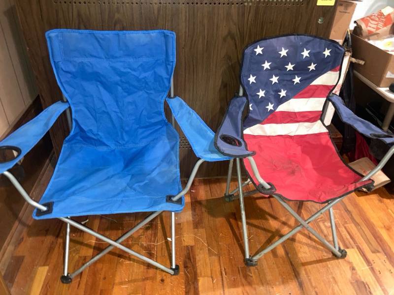 lot 32927 image: FOLDING CAMPING CHAIRS (SET OF 2)