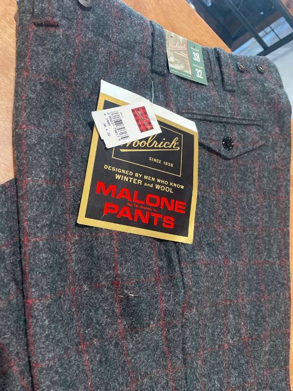 lot 32948 image: Men��s Woolrich Wool Malone Pants 38x32 Grey with Red Pin Stripe