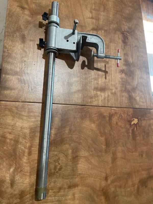 lot 39226 image: Metal Pole Clamp