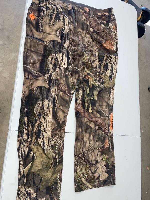 lot 32743 image: NOMAD Camo Hunting Pants Lightweight Mens Large