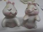 Bunny Salt and Pepper shakers Antiuqe hand painted Japan