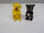 vintage dog and cat (plastic) salt and pepper shakers