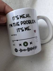 lot 2145 image: Taylor Swift Mug