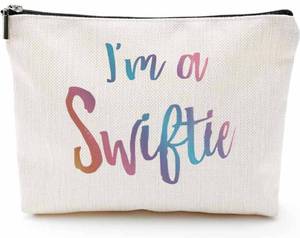 lot 2146 image: Taylor Swift Im a Swiftie Bag