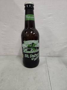 lot 3013 image: Budweiser 2000 St. Pats Collection bottle