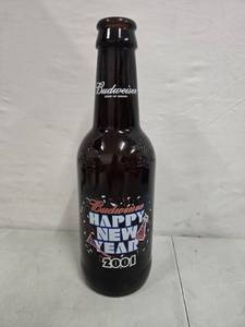 lot 3014 image: Budweiser Happy New Year 2001 Collection bottle