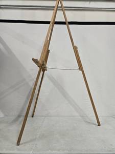 lot 3026 image: 3 legged art easel