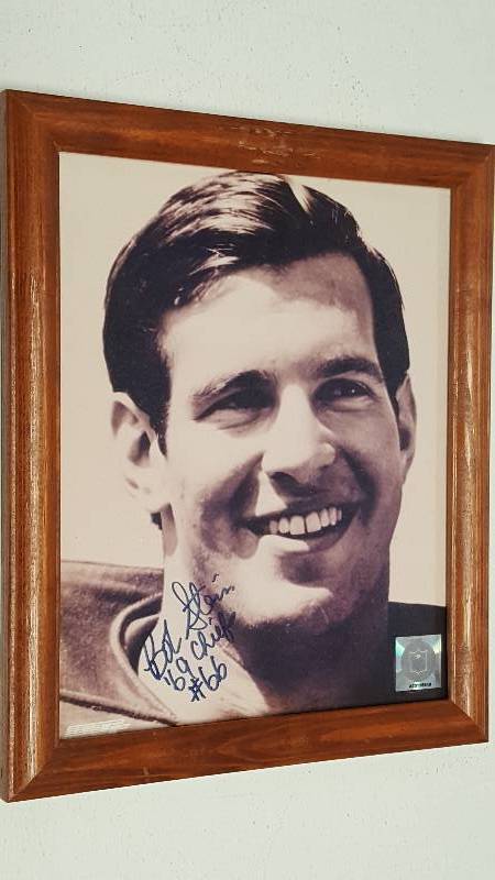 lot 1135 image: Bob Stein Autographed 8x10 Glossy Photo Kansas City Chiefs w 69 Chiefs Inscription & COA