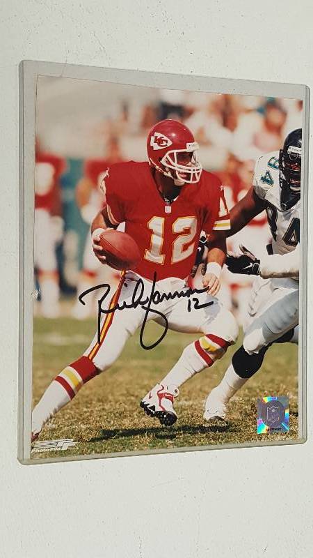 lot 1137 image: Rich Gannon Autographed 8x10 Glossy Photo Kansas City Chiefs w COA