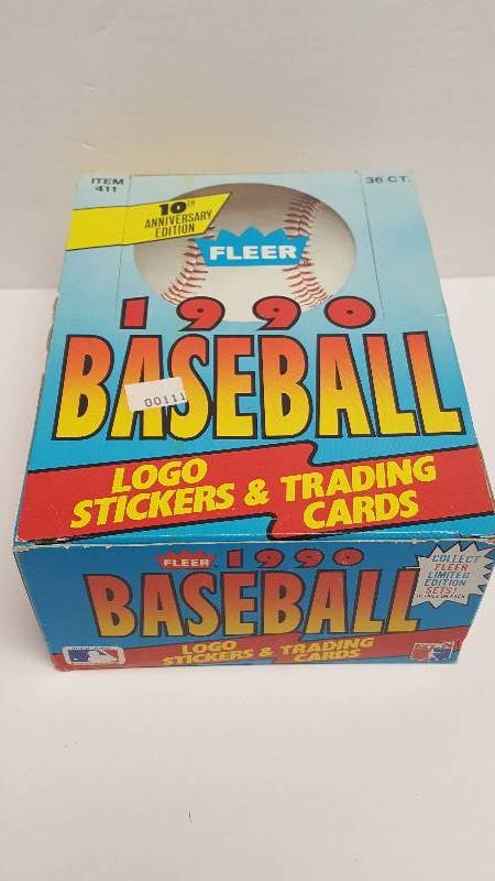 lot 1178 image: 1990 Fleer Baseball Unopened Wax Pack Box 36 Total w Sammy Sosa Rookie & Stickers