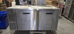 lot 12321 image: Randell Side Mount Refrigerator - Model 9200 - 32 - 7
