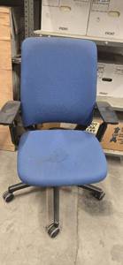lot 12343 image: Blue Office Chair