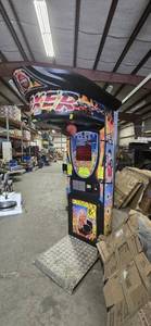 lot 12358 image: Coin Operated 2013 Boxer Machine - Model Box23002