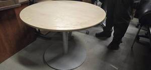 lot 12375 image: Round 30 Table