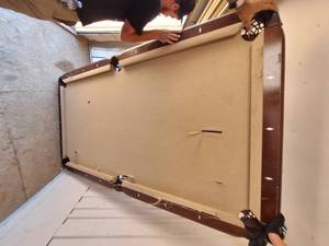 lot 12402 image: Hathaway Augusta 8-Foot Non-Slate Pool Table