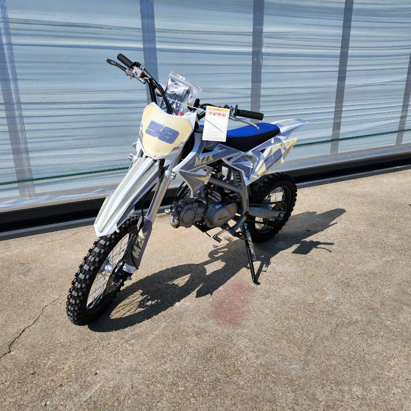 lot 506 image: New DP-Penatora MZK-58 125cc, Clutch, Kick Start, 210 (Blue)
