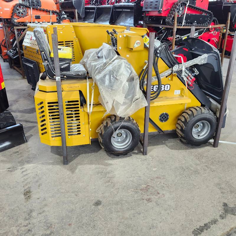 lot 7007 image: Unused EGN Ride On Skid Steer Loader - EG80