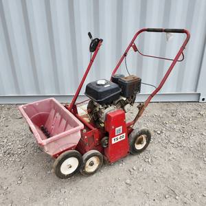 lot 596 image: Classen TS-20 Lawn Seeder