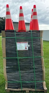 lot 3212B image: New 2024 Traffic Safety Cones  RM14-28