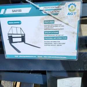 lot 3238A image: Unused AGT Skid Steer Forks  SA-ZD