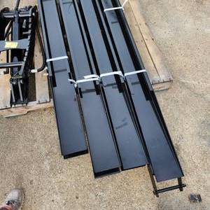 lot 7051A image: 7Ft Forklift Extention Rod