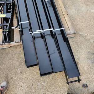 lot 7052B image: 10FT Forklift Extention Rod