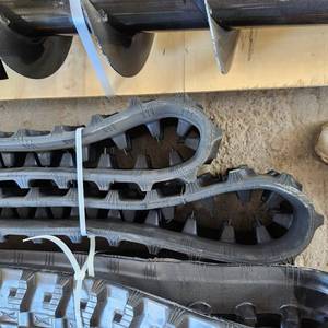 lot 7043 image: (1 Set) Unused Miva Mini Excavator Rubber Tracks