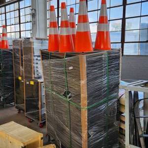 lot 756 image: Traffic Cones  Suihe
