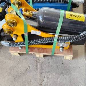 lot 7040B image: Unused Miva Hydraulic Breaker - Demolition and Recycling Attachments