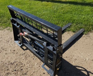 lot 3239 image: Unused AGT Hydraulic Skid Steer Forks  48Inch  SA-ZD