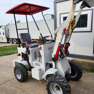 lot 7008B image: New Fland Wheel Loader  FL45
