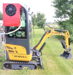 lot 3247 image: Unused AGT Mini Excavator  QK18RXS-C &nbsp