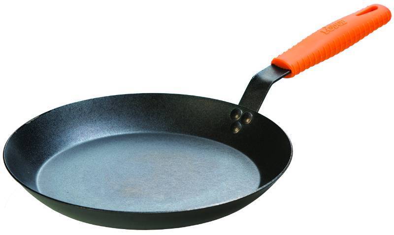lot 97968 image: Lodge Manufacturing Company CRS12HH61 Carbon Steel Skillet, 12, BlackOrange