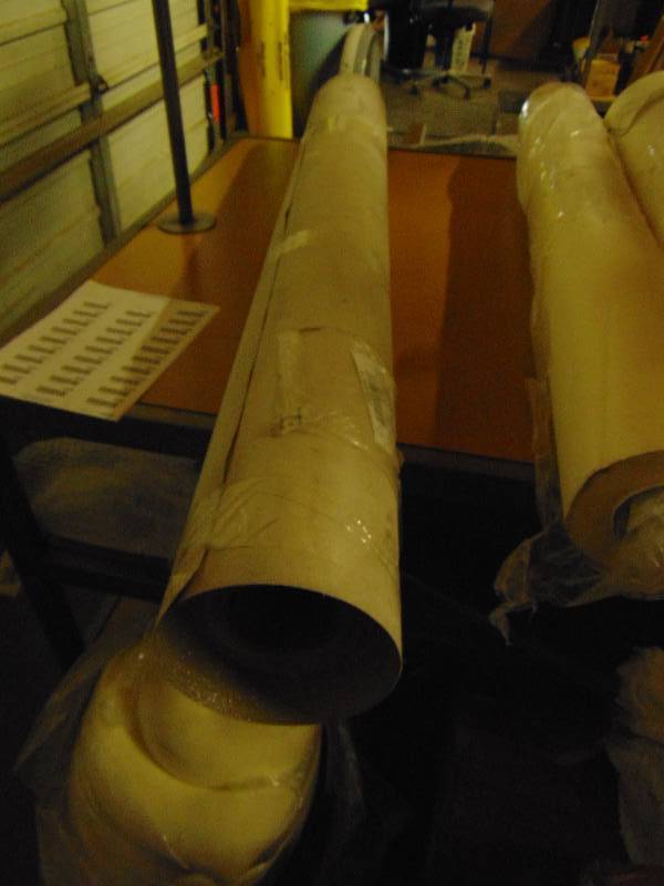 lot 1002 image: (1) roll Vinyl wall covering upholstery 54 x approx 50 yards, gold sparkle
