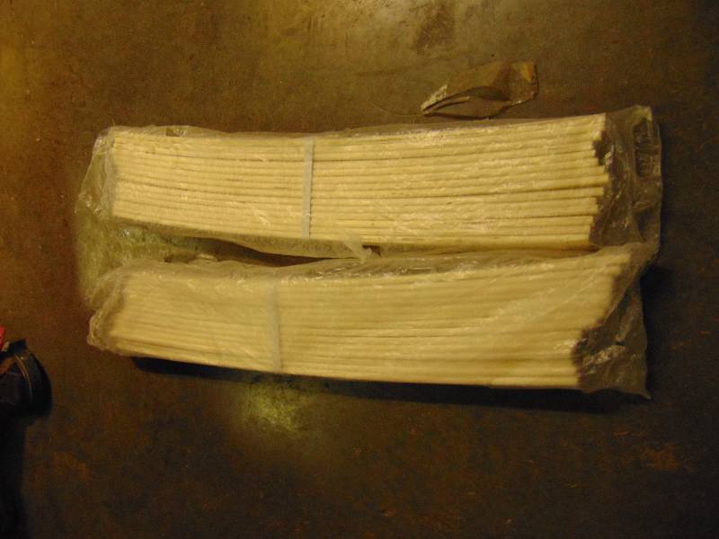 lot 1030 image: (2) bundles wooden bed slats, 14 slats per bundle, 28-14 long