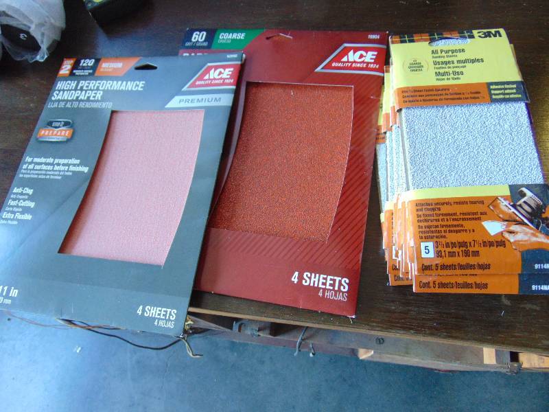 lot 1099 image: (11) ct. lot Sand paper, mixed grades