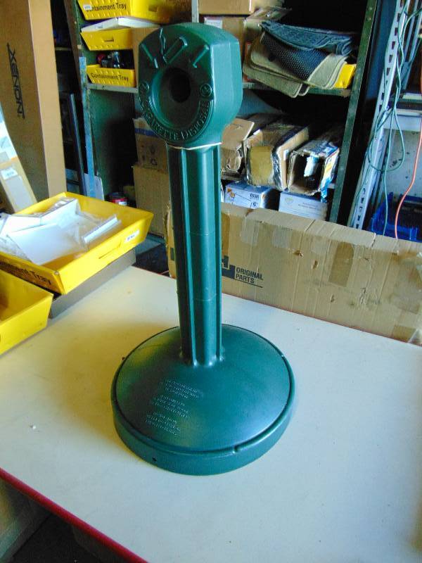 lot 1110 image: Plastic Cigarette post topper, would fit a 16 diameter bucket