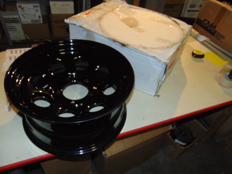 lot 1151 image: Cragar Wheel 3978855 17 x 8, black