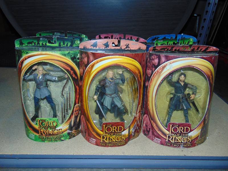 lot 1170 image: (9) ct. lot Lord of the Rings Figurines