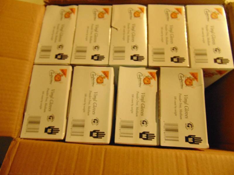 lot 1178 image: (9) boxes Value Companions Vinyl Gloves, powder Free, Medium