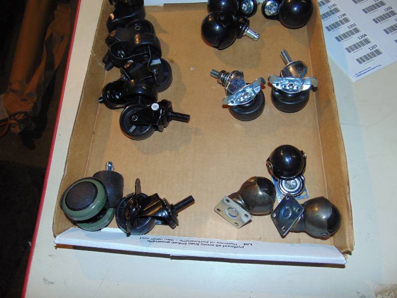 lot 1182 image: (16) ct. lot of mixed wheels, small size