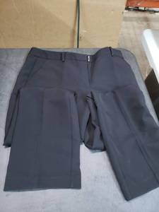 lot 6093 image: Worthington. Bootcut Pants (Black) Size 12