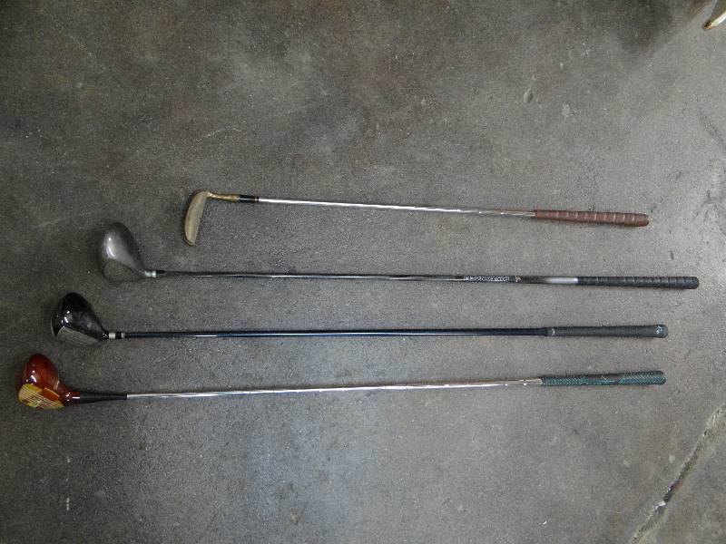lot 765 image: Lot of 9 Vintage Hogan Vector golf clubs