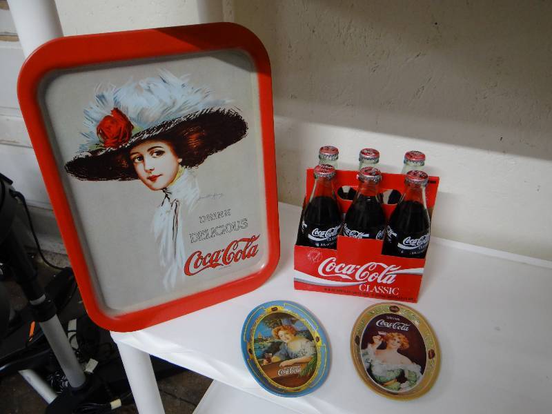 lot 848 image: Various Coca-Cola items