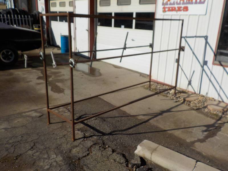 lot 3621 image: body panel rack that rotates for body shop