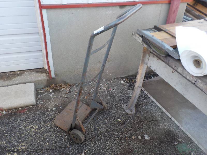 lot 3638 image: metal dolly