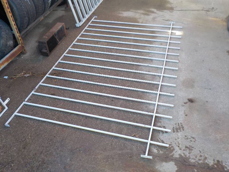 lot 3644 image: heavy window steel security bars