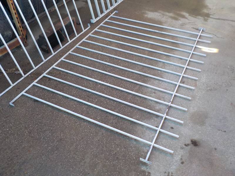 lot 3645 image: heavy window steel security bars