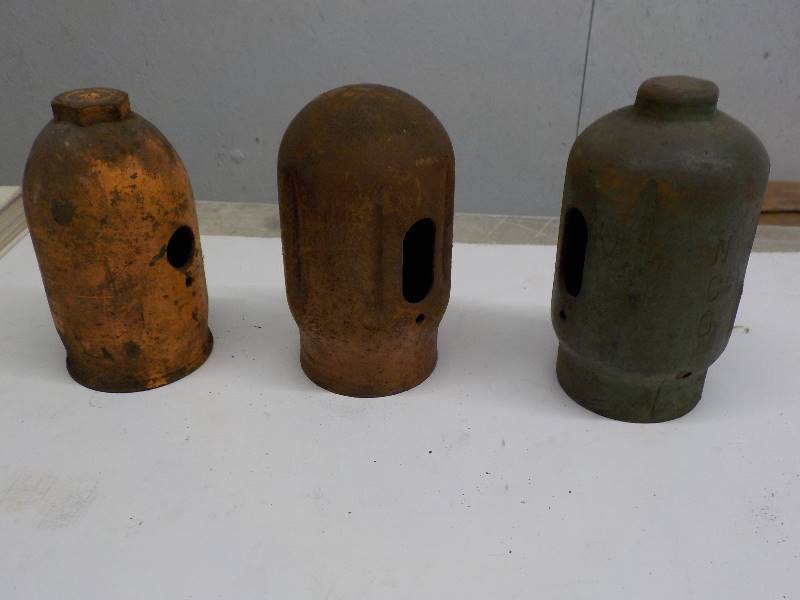 lot 3722 image: 3 tank protector caps